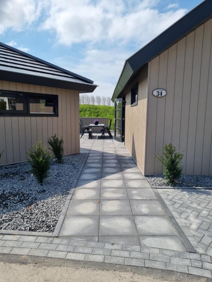 Chalet Met Sauna En Airconditioning Sint Annaland Exterior photo